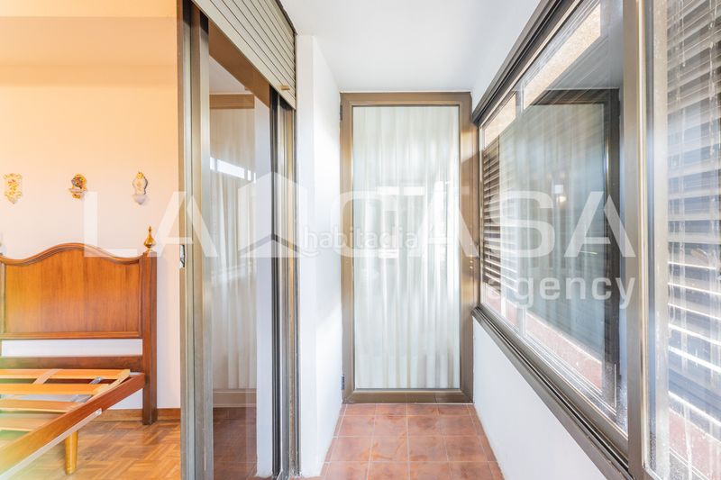 Foto 5ca66b31-54e6-49ce-90ce-c3ea8ea755df. Pis a Ciutat Jardí Valencia
