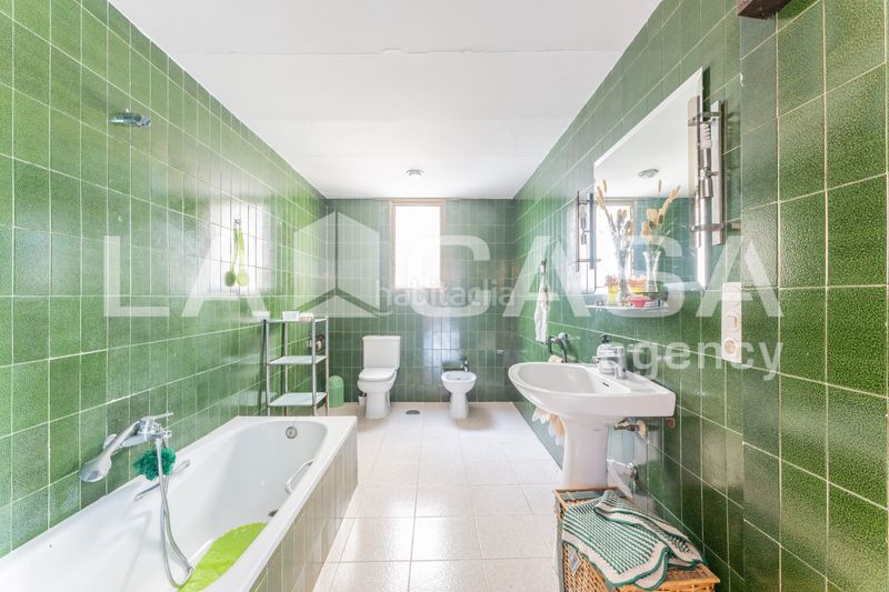 Foto f4596780-9c7e-4f6d-9281-f3130d570c54. Pis a Ciutat Jardí Valencia
