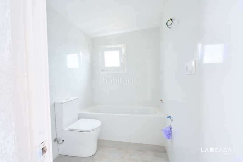Foto 06ec38db-e0e9-45a1-82f3-40705bd9ce3d. Àtic a Carmel Barcelona