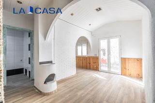 Flat in Calle de Aldea del Fresno