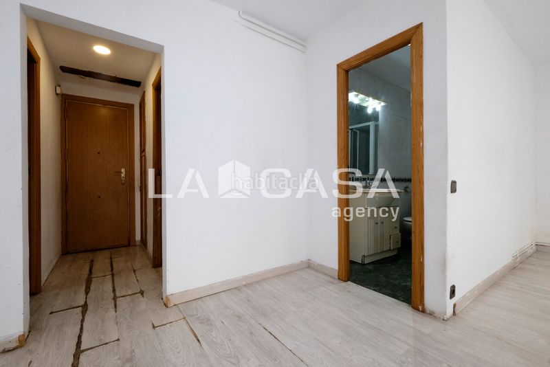 Foto c23ac77e-bb20-4958-afae-c3d2ff1abfde. Pis a Vilapicina - Torre Llobeta Barcelona