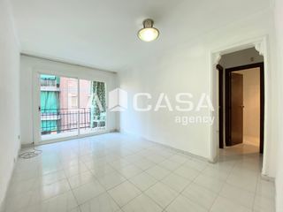Flat  Avinguda de les corts catalanes. Piso en venta en avenida de les corts catalanes
