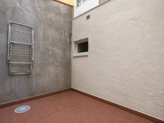 Pis  Carrer del llorer. ?? bajo interior con patio y cédula de habitabilidad | ?? ideal