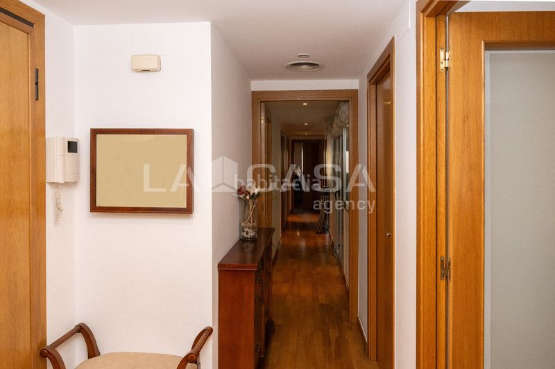 Foto 0ba89ae2-c12e-4889-88a3-ec7aaf8ed334. Pis amb aparcament a Vilapicina - Torre Llobeta Barcelona
