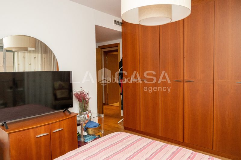 Foto 3e3a2b1c-e01d-45e4-8154-35265ae71ae5. Pis amb aparcament a Vilapicina - Torre Llobeta Barcelona