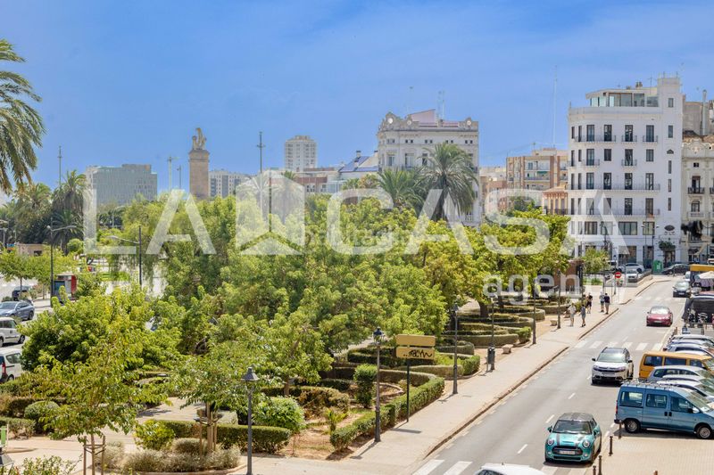 Foto f3ac8f8c-d747-492a-8cf8-f98595958929. Pis a El Grau Valencia