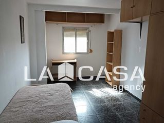 Chalet in Casco Antiguo. Se vende casa en villa vieja, algeciras - doble terraza con vist