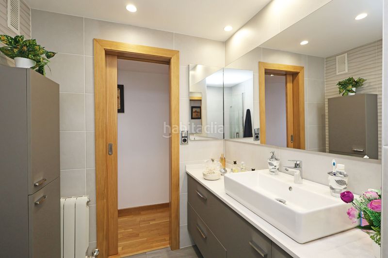 Foto 91f4c2fd-5eb0-4f58-9979-6321c5c68efb. Flat in Montesa Esplugues de Llobregat