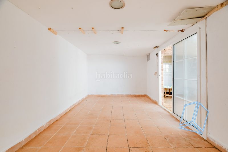 Foto 29309f47-bcc5-482a-9929-7aee2e210684. Piso la casa agency presenta piso con gran terraza en pleno centro en Gavà