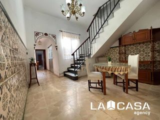 Casa  Calle duero. Casa a la venta en calle duero, dos hermanas, sevilla, andalucía