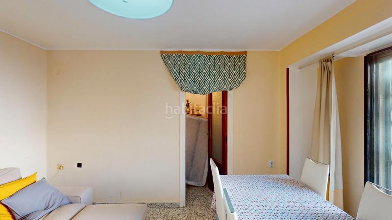 Foto a9b3322d-237c-4864-8eb4-bfbbae213380. Piso  en venta en calle llirons en El Castell Burjassot