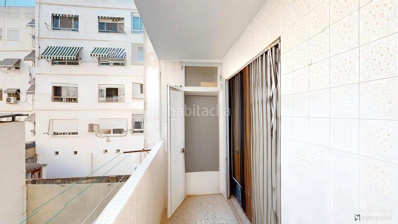 Foto d4049d53-a010-4fba-859c-a8593c333f57. Piso  en venta en calle llirons en El Castell Burjassot