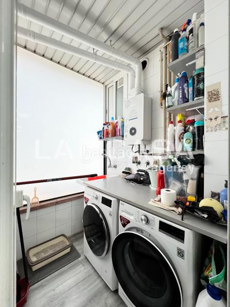 Foto 3f8647e9-2ed4-4407-a7fe-d7ab0fe7628f. Pis amb aparcament piscina a Progrés - Pep Ventura Badalona