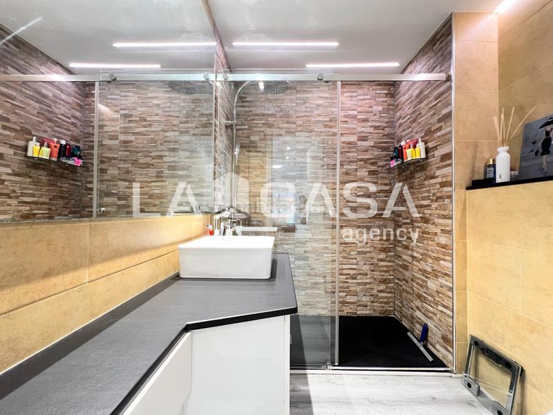 Foto 84993790-2c12-40f4-9296-1e60845460f3. Pis amb aparcament piscina a Progrés - Pep Ventura Badalona