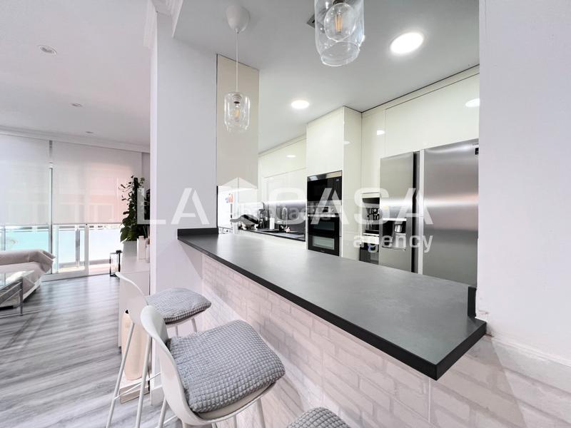 Foto d2e8a13a-8bca-46fc-bc87-d2d8c8f8aac3. Pis amb aparcament piscina a Progrés - Pep Ventura Badalona