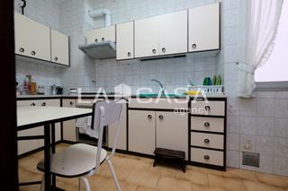 Piso  Carrer d'arnau d'oms. Piso en venta en carrer d'arnau d'oms, porta