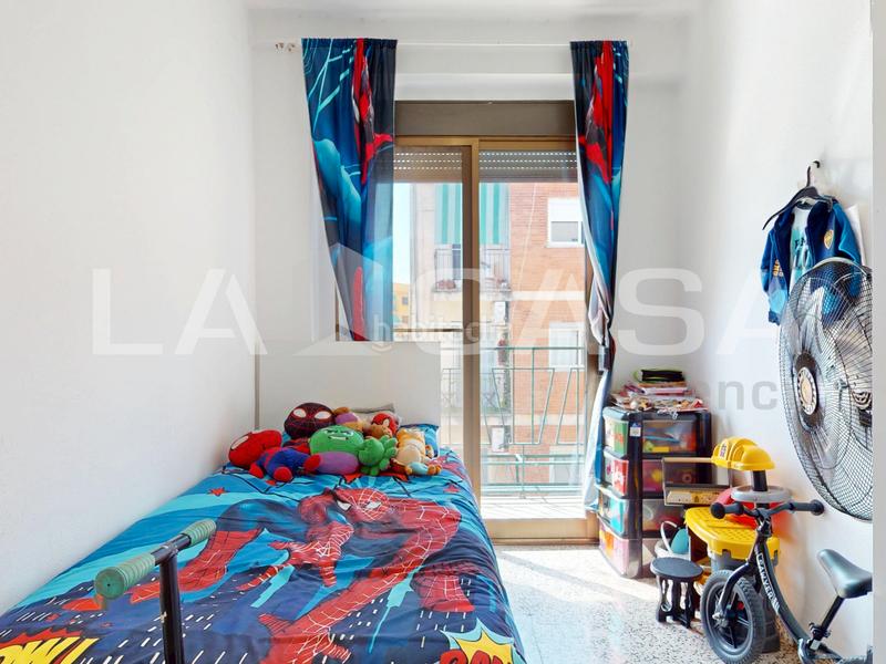Foto 6b9bc380-c566-4e72-b9e6-bf6ec120b286. Piso  en venta en calle del campament en Benimàmet Valencia