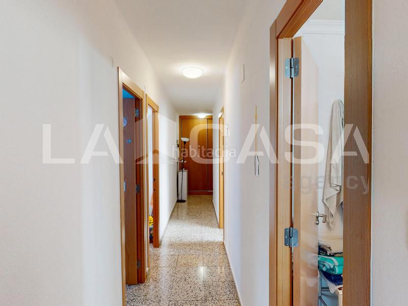 Foto af74e317-6791-48e9-98cd-b4cf43456a6b. Piso  en venta en calle del campament en Benimàmet Valencia