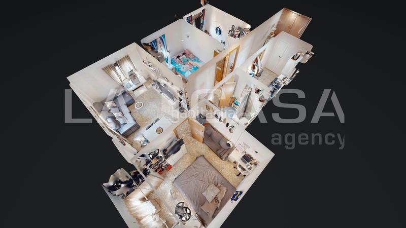 Foto b476a2db-c505-4216-b35b-d913812dff8e. Piso  en venta en calle del campament en Benimàmet Valencia
