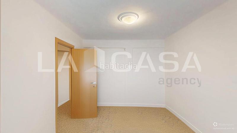 Foto edab07db-c0b6-4054-b785-599641bd4724. Piso  en venta en calle del campament en Benimàmet Valencia