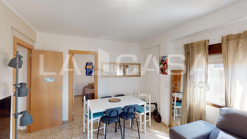 Foto fd2e0dbd-9592-4f33-9ec0-a7d1152680ae. Piso  en venta en calle del campament en Benimàmet Valencia