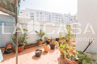 Appartement  Carrer del doctor garcía donato. Piso en venta en calle del doctor garcía donato