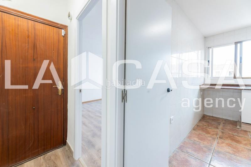 Foto f5fedef1-e9f2-40da-a05c-146bfec66b84. Piso  en calle campoamor en L´Illa Perduda Valencia