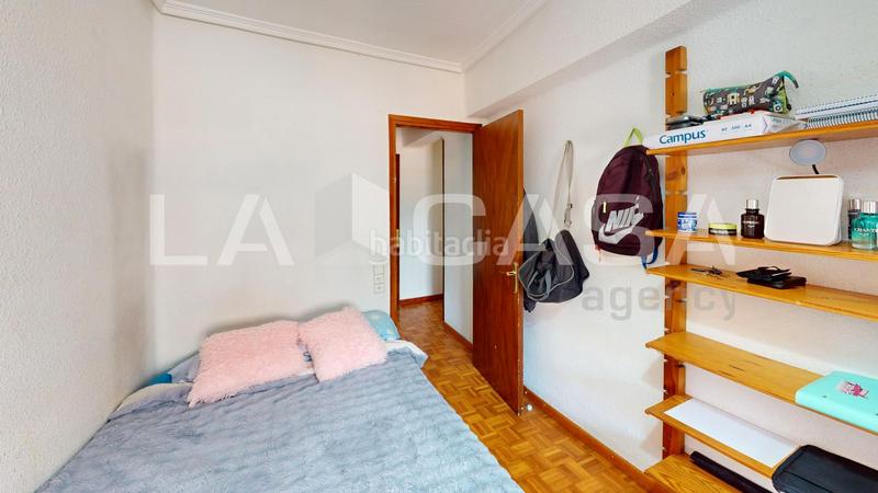 Foto 429ba20b-3729-408c-aa2a-d75ce16ffe53. Piso  en venta en calle explorador andrés en Ciutat Jardí Valencia