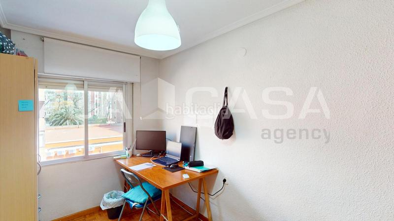 Foto ac6e1b18-d519-4911-9c79-bf55acae1df9. Piso  en venta en calle explorador andrés en Ciutat Jardí Valencia