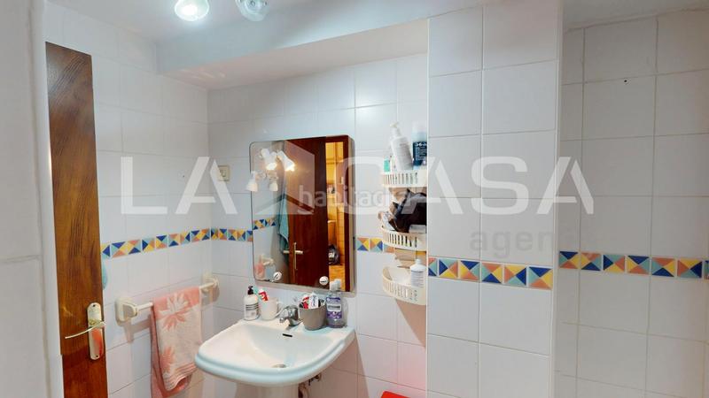 Foto c772c531-0c33-49db-9e22-e81a926dd0a6. Piso  en venta en calle explorador andrés en Ciutat Jardí Valencia