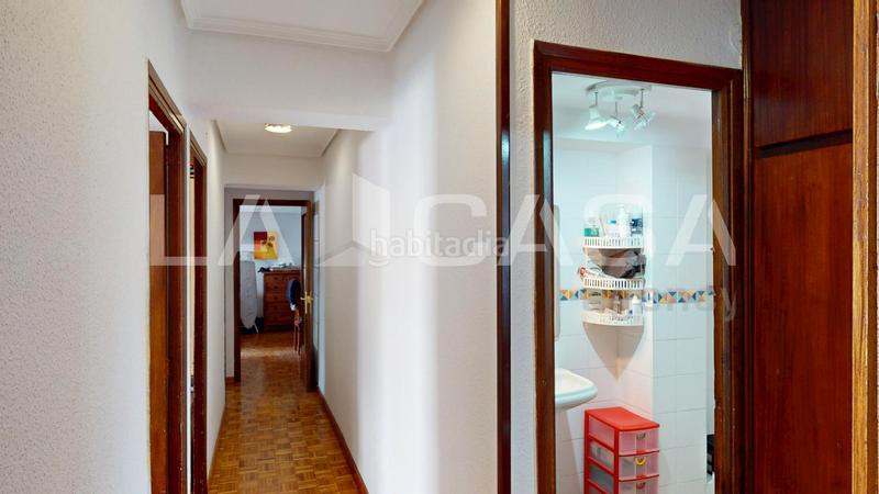 Foto d9cacc1a-ee02-47ae-8c6d-f0d9d408073b. Piso  en venta en calle explorador andrés en Ciutat Jardí Valencia