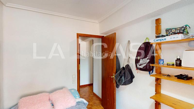 Foto ebbff0f4-531f-46c6-a216-dc155c693596. Piso  en venta en calle explorador andrés en Ciutat Jardí Valencia