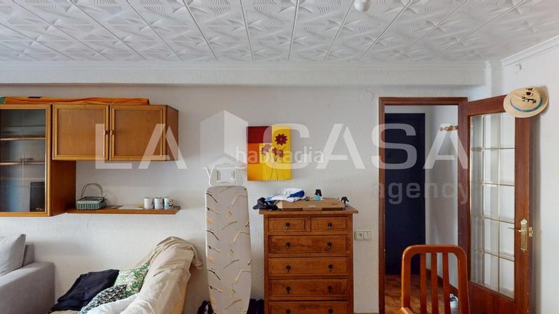 Foto f1855073-dd50-4a10-befb-2d6dfc155434. Piso  en venta en calle explorador andrés en Ciutat Jardí Valencia