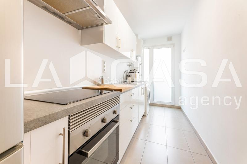 Foto 18bef635-479e-48e3-86d3-e5597c383427. Piso  en venta en calle fermín galán i garcía hernandez en Burjassot