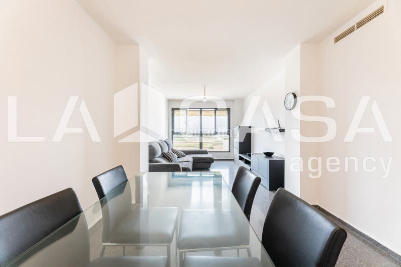 Foto be3bd157-c2f9-4c41-a982-c41f147f4e90. Appartamento con parcheggio in Massalfassar