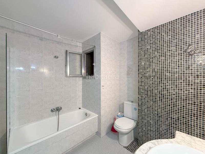 Foto 3ab15db5-0c65-47b0-b4b0-7034d19a62ab. Piso  en venta en calle d'eduard boscà en Mestalla Valencia