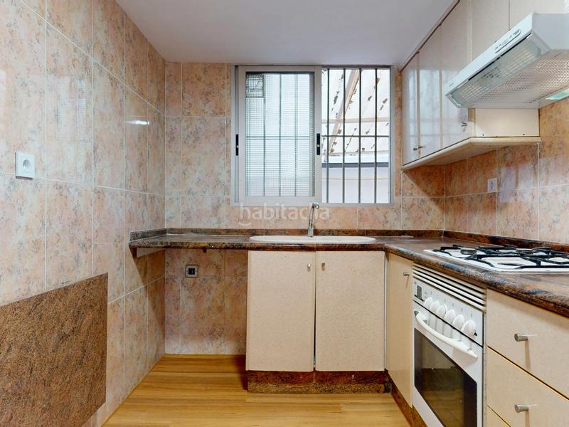 Foto 240f7ac2-7679-4bb8-acfb-0cddc04b5bba. Piso en carrer de manuel andrés 44 piso en venta en calle de manuel andrés en Valencia