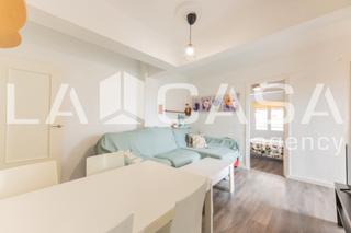 Appartamento  Plaça de l'organista cabo. Piso a la venta zona ayora de 3 habitaciones exteriores
