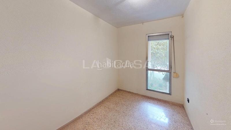 Foto 8fc3cdde-9832-42a4-8e66-74c308c2d880. Tríplex a Malva Rosa Valencia