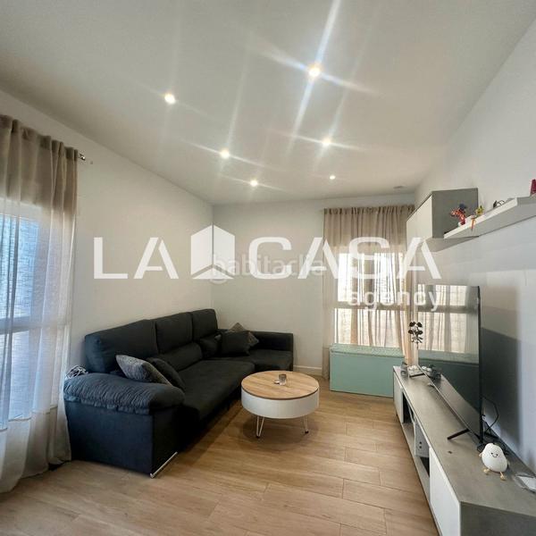 Foto 2ea027e3-55d1-4f65-91dd-8ab43785ac75. Planta baixa a Villegas Sevilla