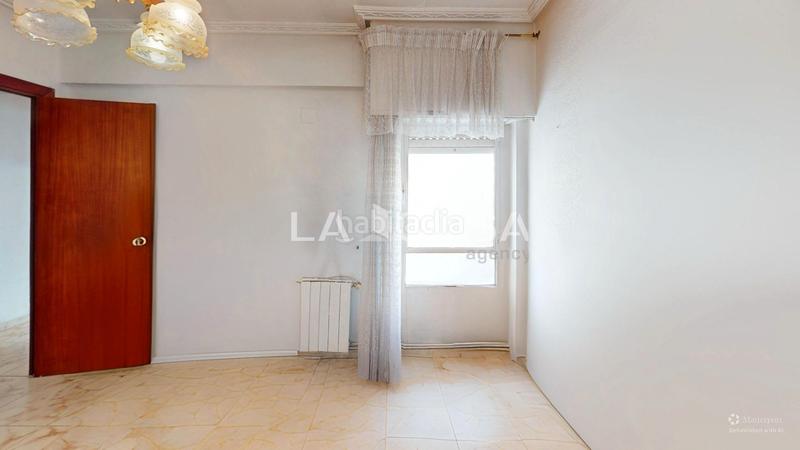 Foto 45597f76-984d-4c1c-9f1c-7bd31770652f. Etagenwohnung in Penya-Roja - Avda. Francia Valencia