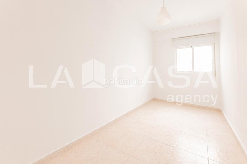 Foto 55bc7a6d-28ca-42c0-bcfe-a7e96ffdb9a6. Appartement dans El Grau Valencia