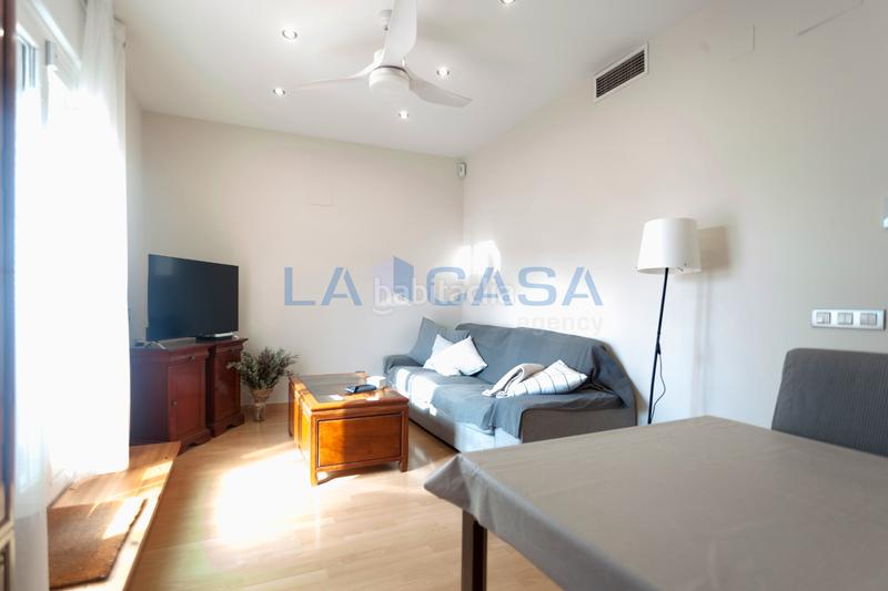 Foto 5bd225fc-f1f3-461d-8d03-91906115dbd5. Pis a Sagrada Família Barcelona