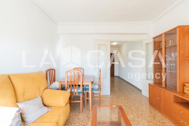 Foto a836f3a7-b0e4-4145-ac1d-fd866e0cf7f0. Flat in Trinitat Valencia