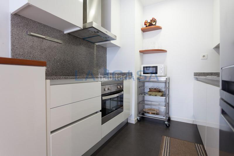 Foto b9b05726-4027-4436-b773-501a5980a496. Appartamento in El Camp de l´Arpa del Clot Barcelona