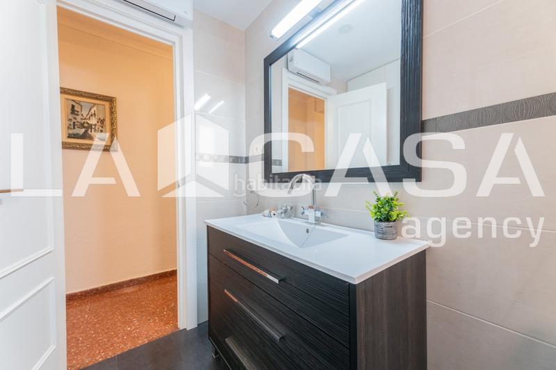 Foto d8f22a73-e85e-4f8c-8297-7175e76198a9. Appartamento in Ciutat Jardí Valencia