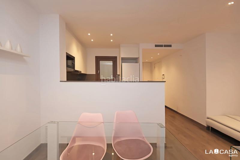 Foto 3ee5de19-70fb-4cd1-9fe1-429864fababc. Piso  avinguda del paral·lel, en Sant Antoni Barcelona