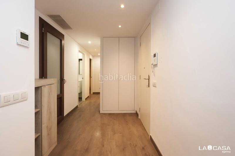 Foto 4bc92713-0c76-4421-9434-51aa6af23292. Piso  avinguda del paral·lel, en Sant Antoni Barcelona