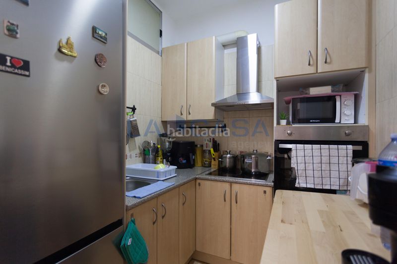 Foto 06b083c1-7458-48f8-8007-66841588601c. Planta baixa a carrer de martorell 22 a Collblanc Hospitalet de Llobregat (L´)