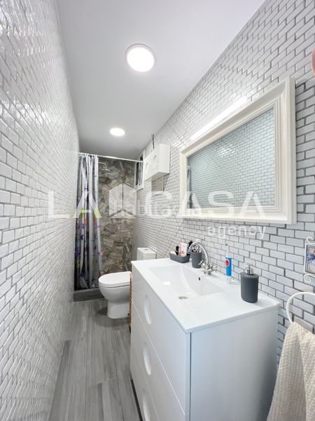 Foto 1cf639ef-e345-4d8c-ab00-16264707ee12. Pis amb calefacció a Congrés Badalona